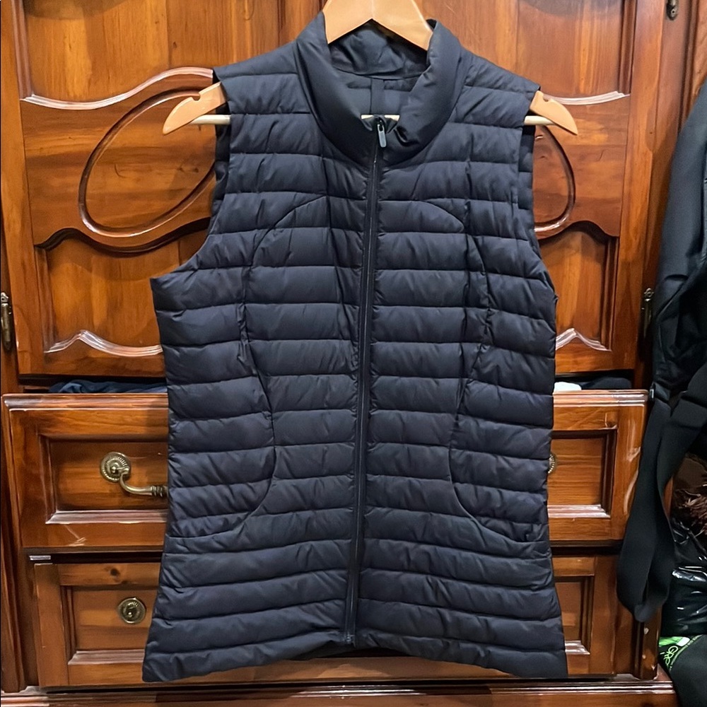 Lululemon pack it down Vest